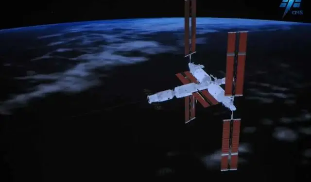 Китайский грузовой корабль «Тяньчжоу-7» успешно состыковался с китайской космической станцией