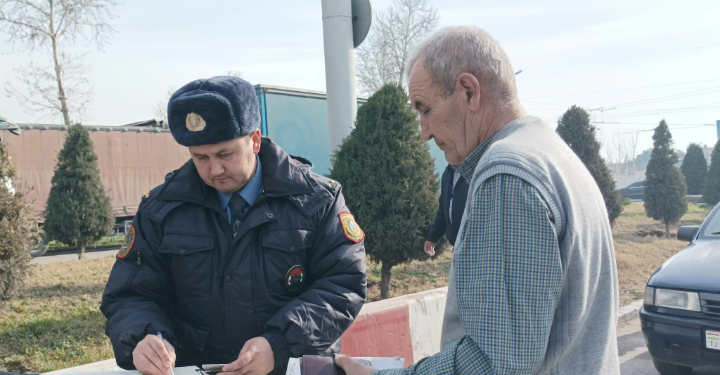 Экологи и представители МВД Таджикистана провели в Душанбе совместный рейд