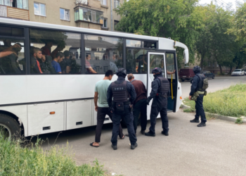 За 2023 год из Петербурга выдворили более 3,6 тысячи нелегальных мигрантов