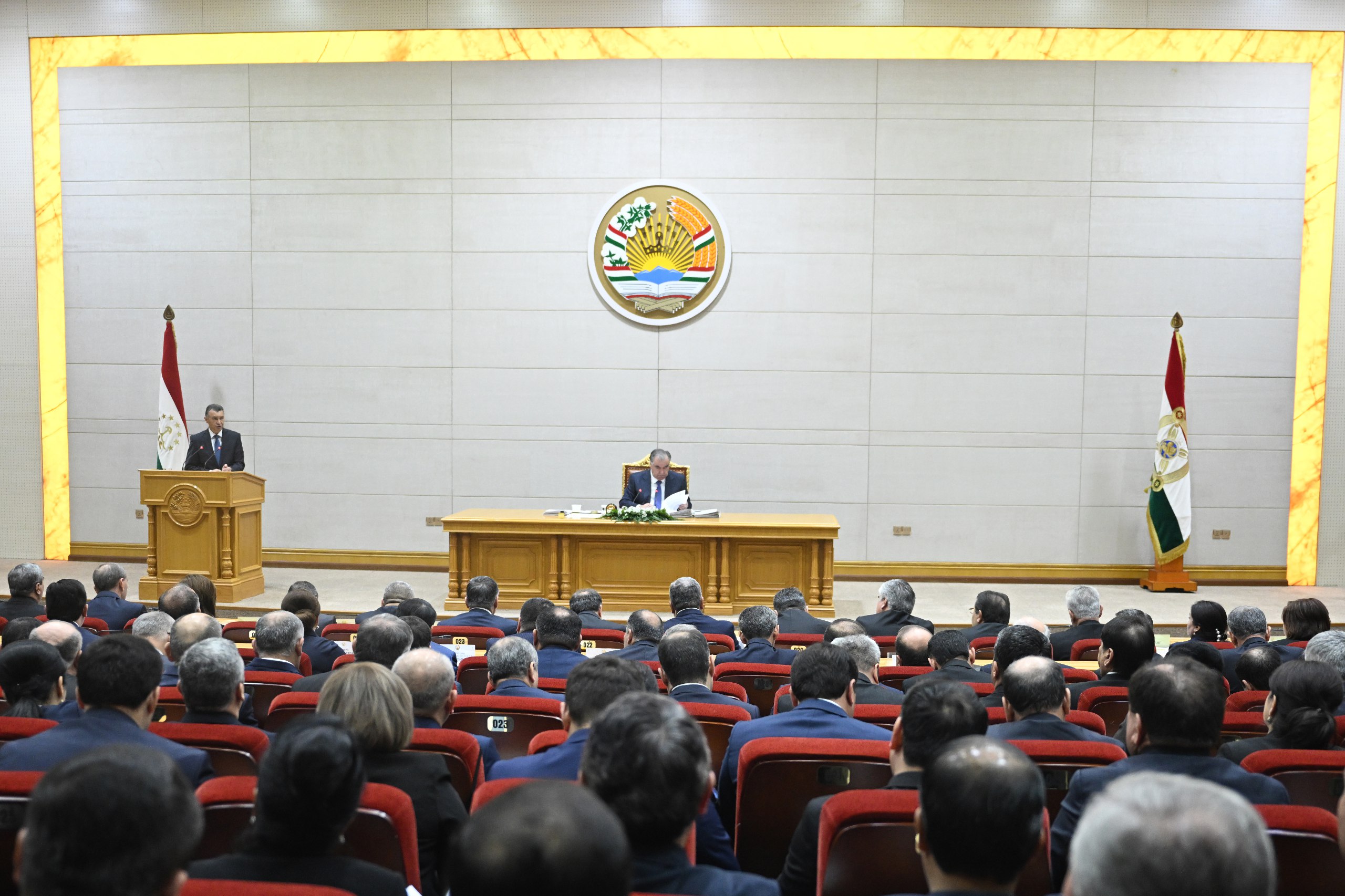 пенсии таджикам. средняя зарплата в таджикистане 2021. фирдавс чакалов. какой год в таджикистане 2023. какой год в таджикистане 2023.