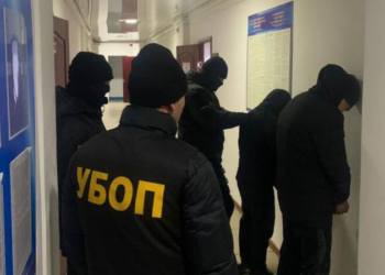 МВД Казахстана задержаны две молодежные группировки, причастные к грабежам