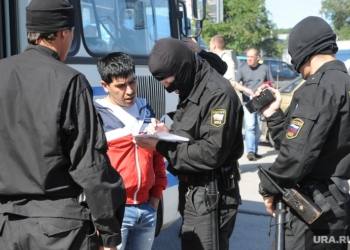 В Подмосковье полиция провела рейды по мигрантам в поисках «новых русских»