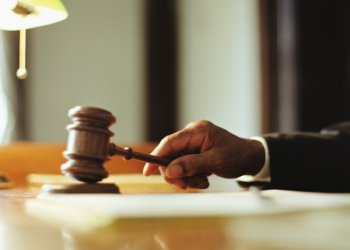 В Узбекистане вынесли приговор по делу о смерти 68 детей от сиропа против ОРВИ