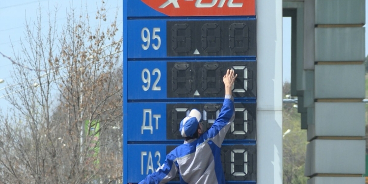В Таджикистане в 2023 году особо подорожали мясные продукты, бензин и стройматериалы