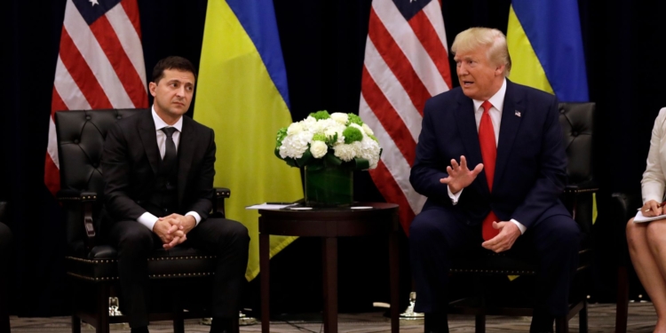 Зеленский: Я готов поехать с Трампом на фронт, чтобы он увидел реальность войны