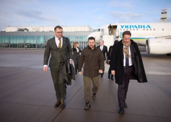 Зеленский прибыл в Германию