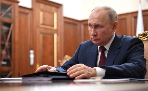 Глава ФСБ сообщил Путину о задержании 11 человек, участвовавших в осуществлении теракта