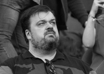 Умер Василий Уткин — голос футбола для целых поколений