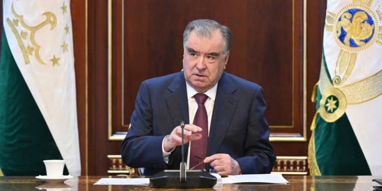 Эмомали Рахмон подписал ряд законов