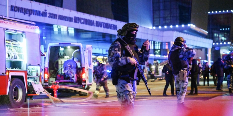 Террористический акт произошел в концертном зале «Крокус Сити холл» в Москве