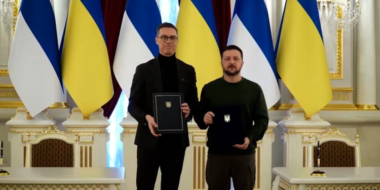 Украина и Финляндия подписали соглашение по безопасности