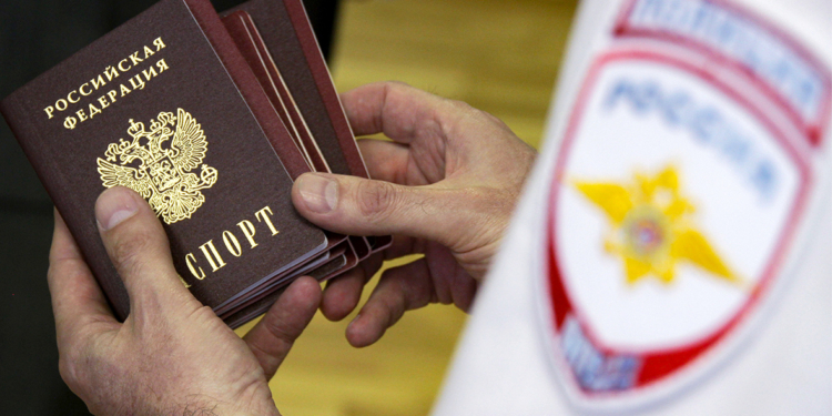 Около 400 бывших иностранцев за полгода перестали быть гражданами РФ из-за преступлений