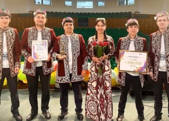 Студенческий ансамбль из Таджикистана занял первое место на международном конкурсе «Звуки Навруза»