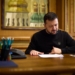 Зеленский подписал законопроект о мобилизации в Украине