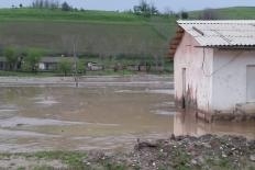 В Таджикистане за прошедшие сутки зафиксирован сход селей и камнепады