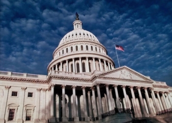 Сенат США проголосовал за выделение помощи Украине