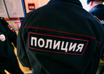 СМИ: в Москве сотрудники МВД вломились в квартиру советника посольства Кыргызстана