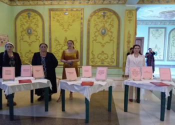 На ярмарке вакансий в Аште было предложено почти 800 рабочих мест