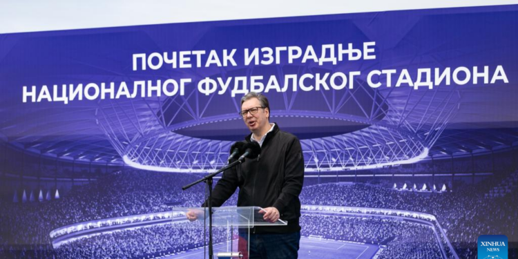 Китайская компания строит Национальный стадион в Сербии