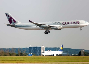 12 человек на рейсе авиакомпнии Qatar Airways пострадали из-за турбулентности