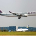 12 человек на рейсе авиакомпнии Qatar Airways пострадали из-за турбулентности