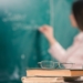 В таджикских школах разрешили преподавать студентам последних курсов вузов