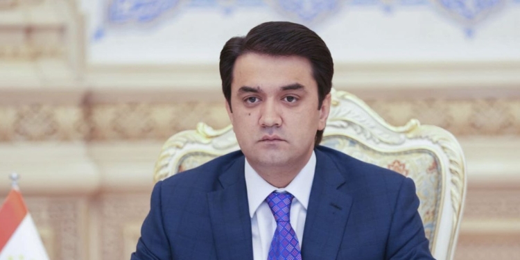 Рустами Эмомали выразил соболезнования в связи с гибелью Раиси