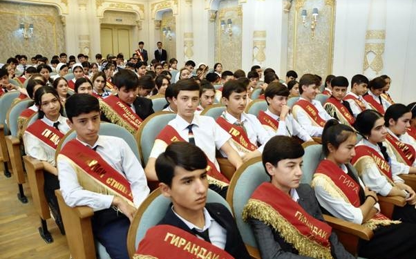 В Хатлоне готовятся ко Дню молодежи