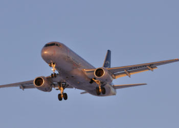 В самолётах Boeing обнаружены сотни неправильно закрепленных элементов в фюзеляже