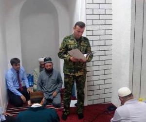 В мечетях Хатлона спасатели КЧС разъясняют правила безопасного поведения на водоемах