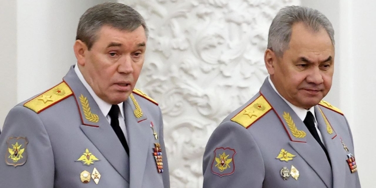 Судьи Международного уголовного суда выдали ордеры на арест Шойгу и Герасимова