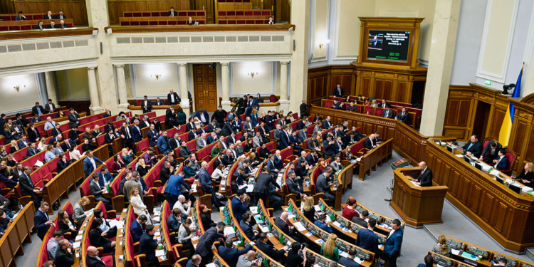 Верховная Рада Украины в очередной раз продлила военное положение и мобилизацию