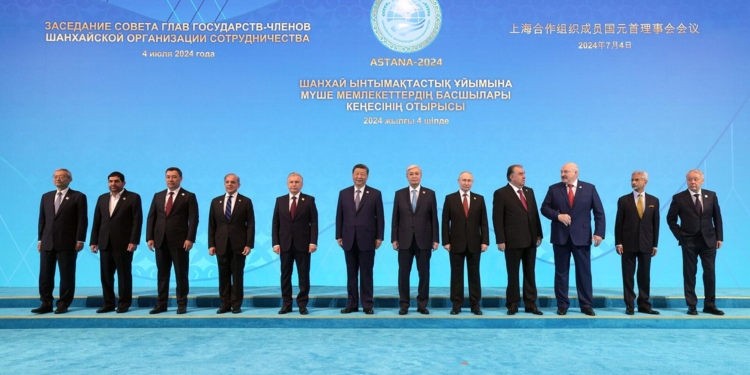 Мобильді порно жылап, айқайлайды