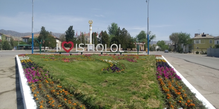 Власти Истиклола планируют передать бесхозные дома нуждающимся