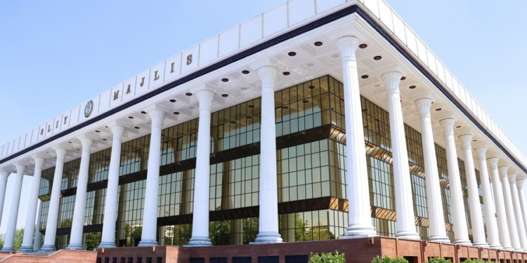 Осенние выборы в парламент Узбекистана пройдут по новой системе - Новости  Таджикистана - Avesta.tj