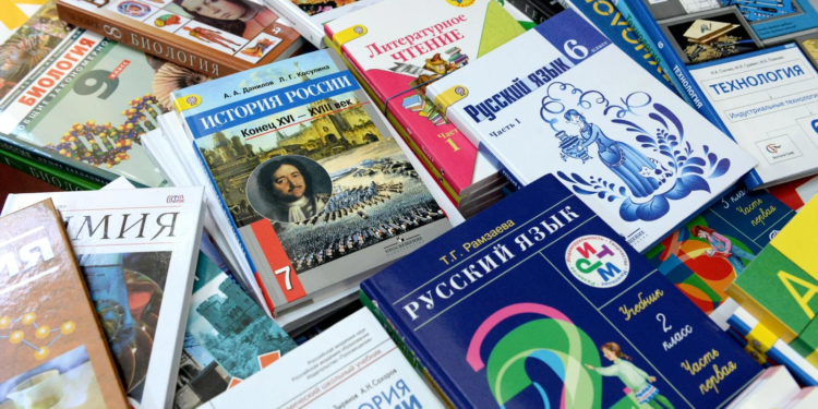 В Таджикистане принимают меры по повышению уровня знания русского языка в школах