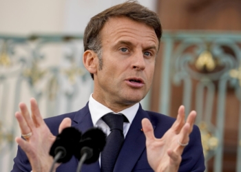Макрон заявил, что не знал о прибытии Дурова во Францию