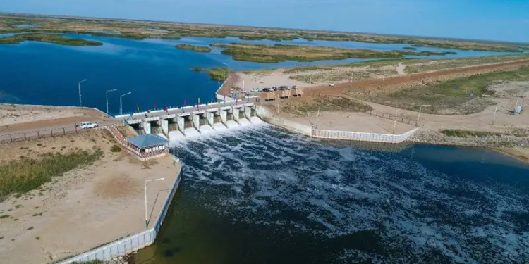 Таджикистан увеличил поставки воды в Казахстан до 488,6 млн кубометров
