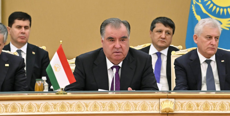 Эмомали Рахмон принял участие  во встрече глав государств Центральной Азии в Астане
