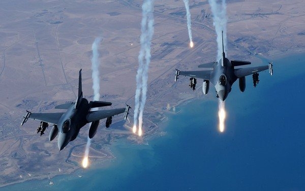 Первая партия истребителей F-16 прибыла в Украину