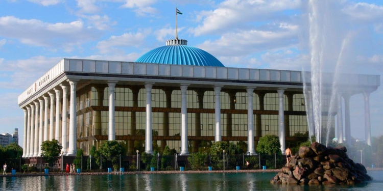 Новые полномочия парламента Нового Узбекистана