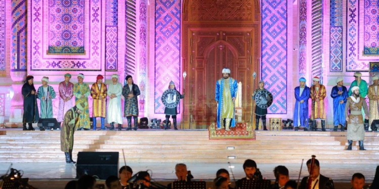 Опера «Рӯдакӣ» представлена зрителям в Худжанде в честь Дня Рудаки и 33-летия независимости