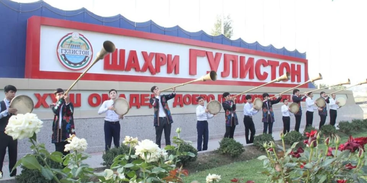 В Гулистоне проходит Международный форум «Содружество Независимых Государств. Территория развития»