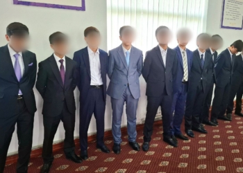 В Душанбе 1 сентября задержали школьников за нарушение закона