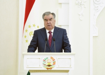 Эмомали Рахмон поздравил жителей Таджикистана с праздником Мехргон