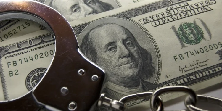 37-летний житель Спитамена подозревается в мошенничестве в особо крупном размере 