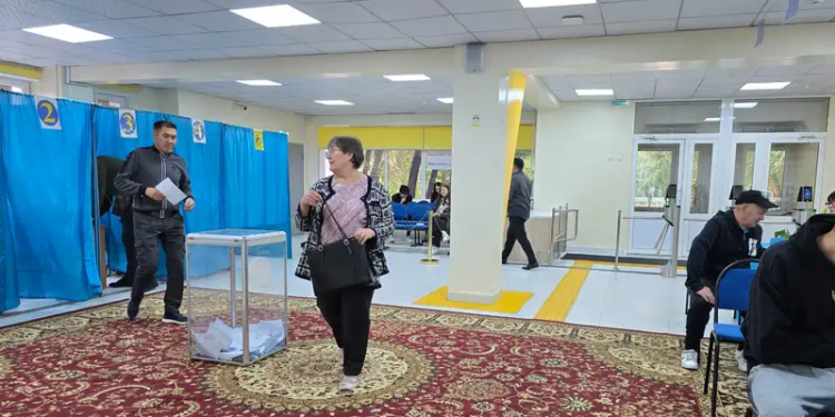 В Казахстане строительство АЭС поддержали 71,12% участников референдума