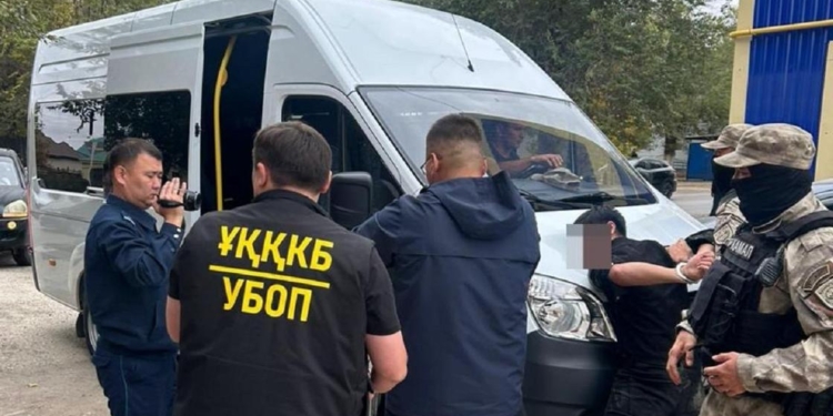 Две дерзкие молодежные группировки задержали в Казахстане