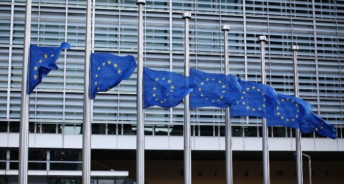 Министры ЕС в понедельник обсудят военную поддержку Украины и санкции против РФ