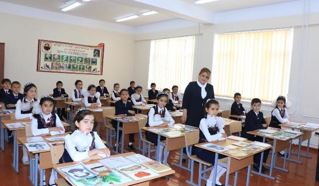 В Хатлоне за 9 месяцев 3,6 тыс. учителей прошли курсы повышения квалификации